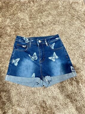 Girls shorts size 13Y